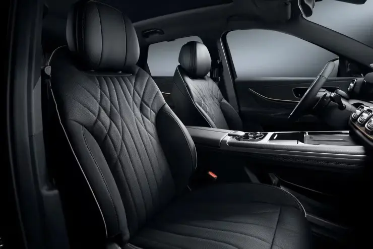 Садитесь, пожалуйста!